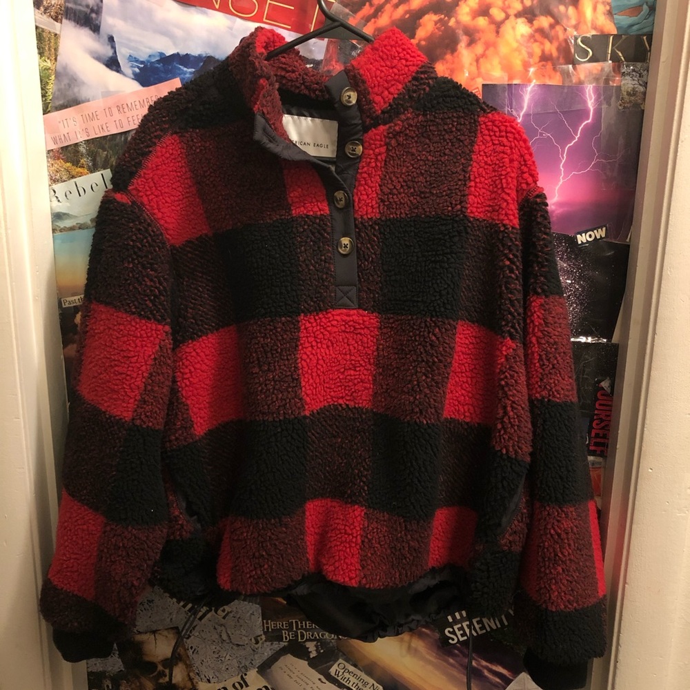AE FUZZY SHERPA POPOVER JACKET